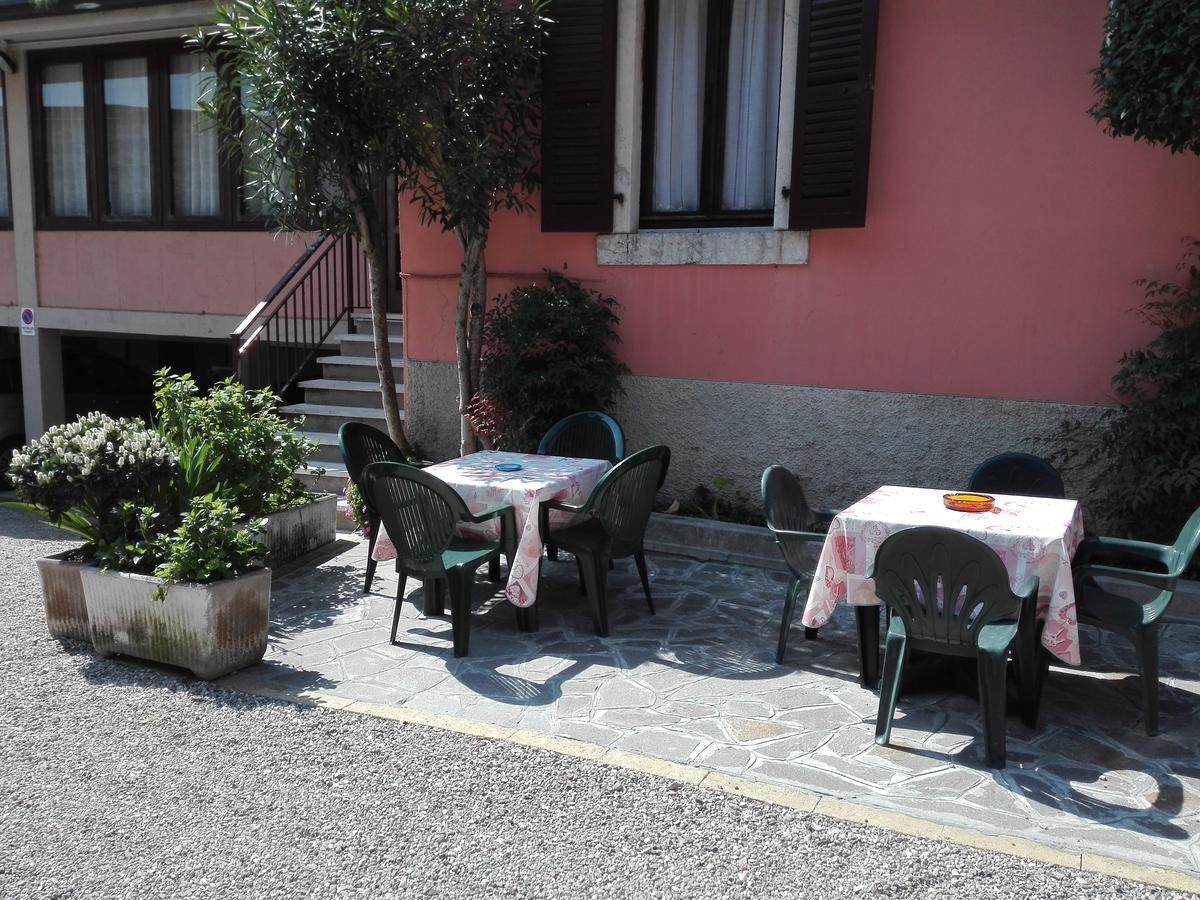 Albergo Giardino Toscolano Maderno Εξωτερικό φωτογραφία