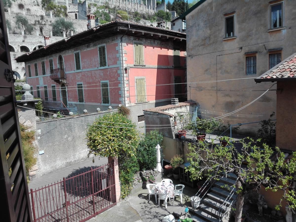 Albergo Giardino Toscolano Maderno Εξωτερικό φωτογραφία