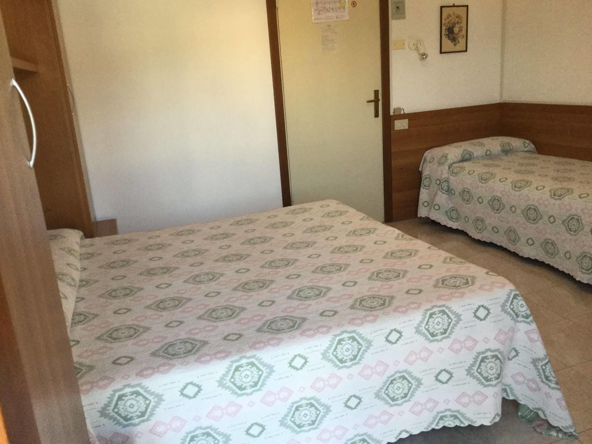 Albergo Giardino Toscolano Maderno Εξωτερικό φωτογραφία